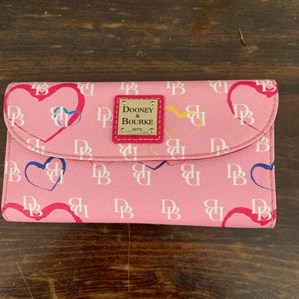 Dooney and Bourke wallet